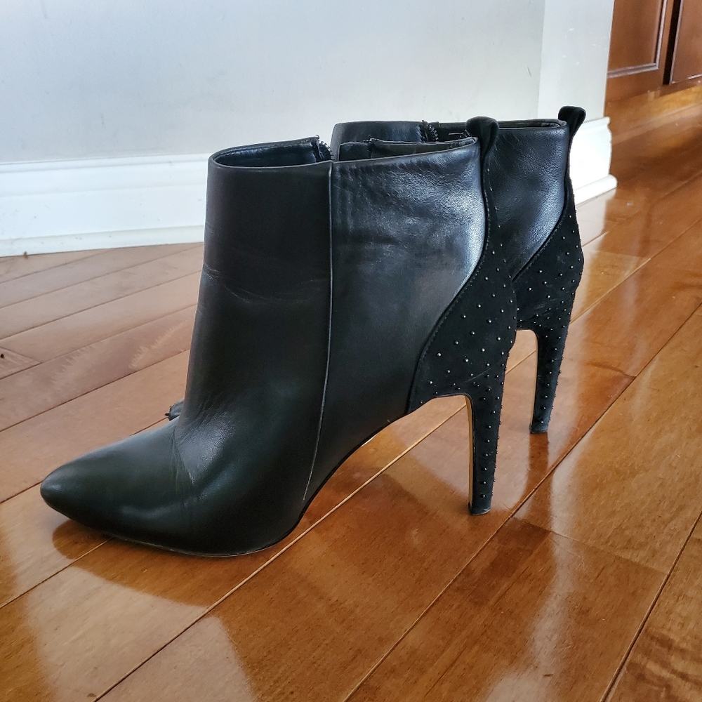 Ann Taylor Black Leather Heeled Ankle Boots
